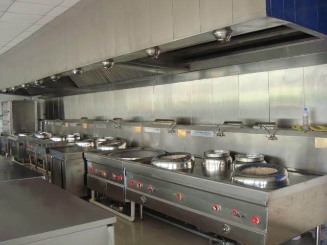 惠州学校食堂商用厨房厨具设备工程会有什么难题?